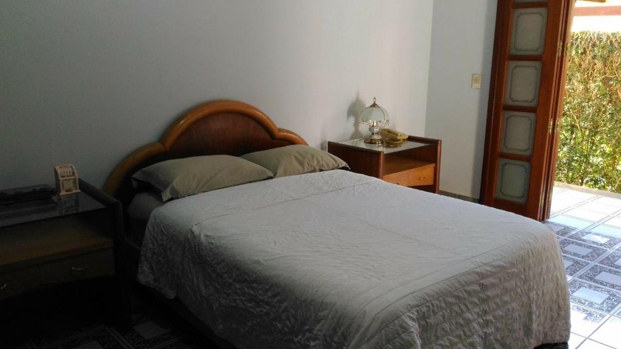 Casa Condominio Escarpas Do Lago Em Capitolio Mg Екстериор снимка